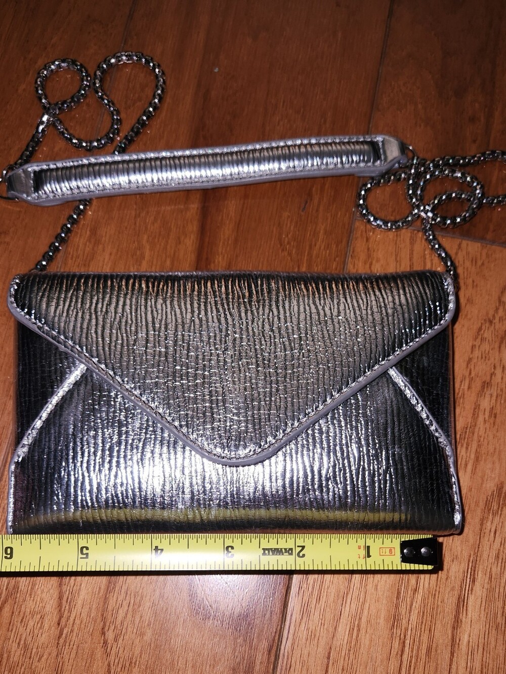 NWOT Zara Metallic Silver Envelope Crossbody Bag with Chain Strap - Picture 6 of 7